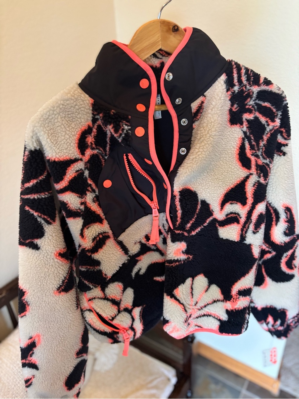 Free People Magnolia Floral Sherpa Jacket in Natural, Coral & Black - XS